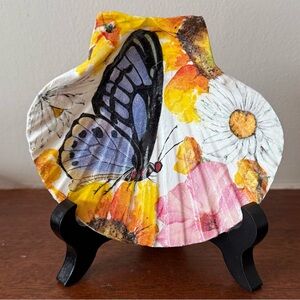 Floral Butterfly Decorative shell